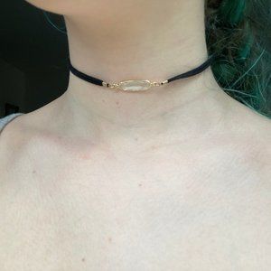 Trendy Crystal Choker